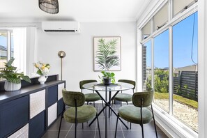 Dining - The Nest at Tallawong (Schofields)