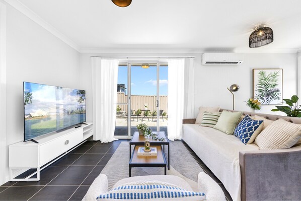 Living area - The Nest at Tallawong (Schofields)