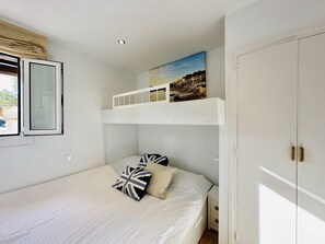 1 bedroom, iron/ironing board