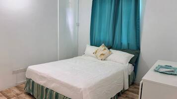 1 chambre, fer et planche Ă repasser, Wi-Fi, draps fournis