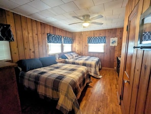 3 Schlafzimmer, kostenloses WLAN, Bettwäsche, Rollstuhlgeeignet