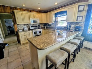 Fridge, microwave, oven, stovetop - NEW!!! Cozy brick RANCH home with LAKE VIEWS along with Peace AND Serenity! (Knox)