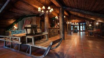 Apartment | Reception