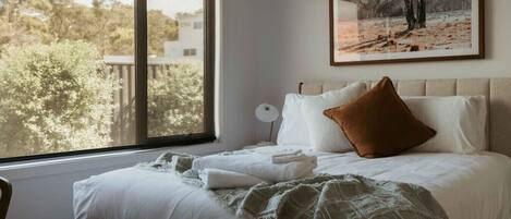 3 chambres, fer et planche Ă repasser, Wi-Fi, draps fournis