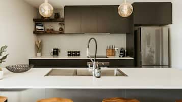 Fridge, microwave, oven, stovetop