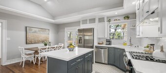 The Cottage on Meadow 3 BR/2 BA, Central BCS, A&M, Legends Events Center