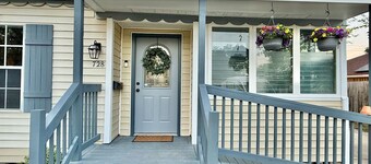 The Cottage on Meadow 3 BR/2 BA, Central BCS, A&M, Legends Events Center
