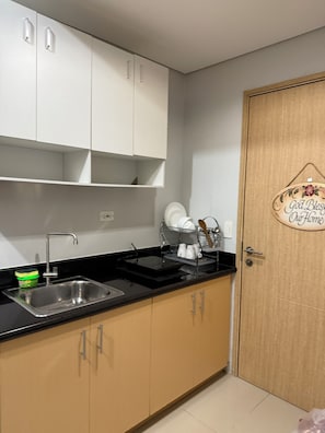 Microwave, stovetop