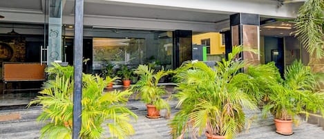 House | Reception