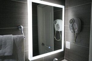 Espacio para trabajar con un portátil y wifi gratis