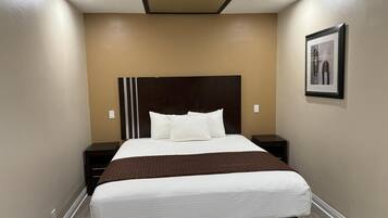 Laptop workspace, free WiFi