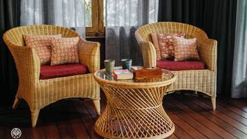 Memory-foam beds, free minibar items, in-room safe