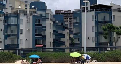 Pé na Areia Itapema · 3 Quartos · Churrasqueira