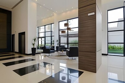 Studio prox shopping Curitiba Wifi, TV a Cabo e ar