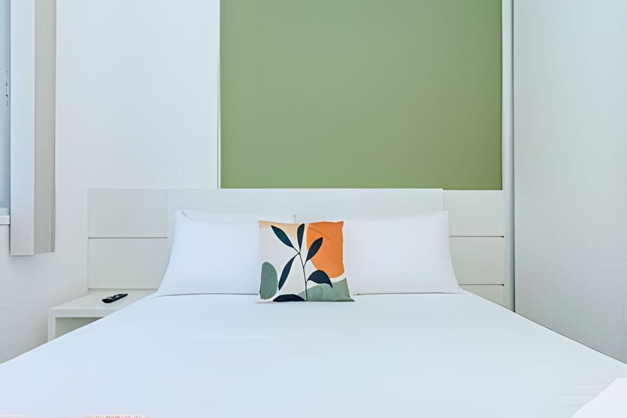 1 Schlafzimmer, Schreibtisch, Bügeleisen/Bügelbrett, Reisekinderbett