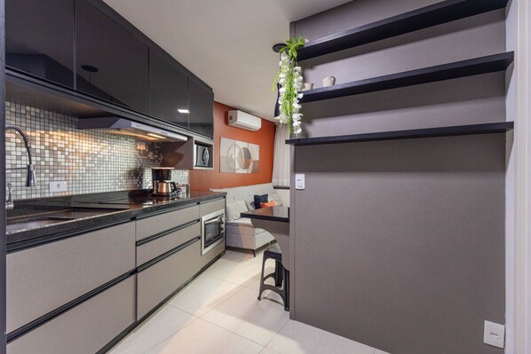 Potes hermeticos e jogo americano: tudo para facilitar o dia a dia na cozinha