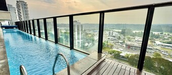 1 bedroom, balcony and barbecue next to Barigui