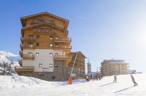 Apartment | Exterior - Apartment in Tignes With Slope Access & Spa (Tignes)