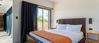 Old Charm Meets New in Clarence