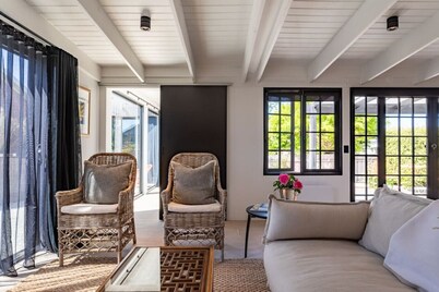 Old Charm Meets New in Clarence