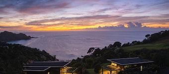 Knights in Residence - Ocean Front Retreat