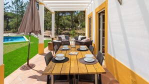 Outdoor dining - Villa 65- Refuge Villa by Interhome (Alcácer do Sal)