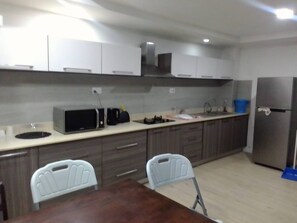 Departamento, 2 habitaciones, para fumadores, Terraza | Interior