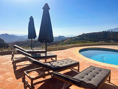 Andalusian detached villa with pool, sea & mountain views, and stunning sunsets