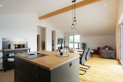 Penthouse suite with romantic whirlpool in privacy. Ideal for couples