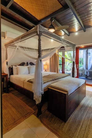 4 makuuhuonetta, työpöytä, silitysrauta/-lauta, ilmainen Wi-Fi