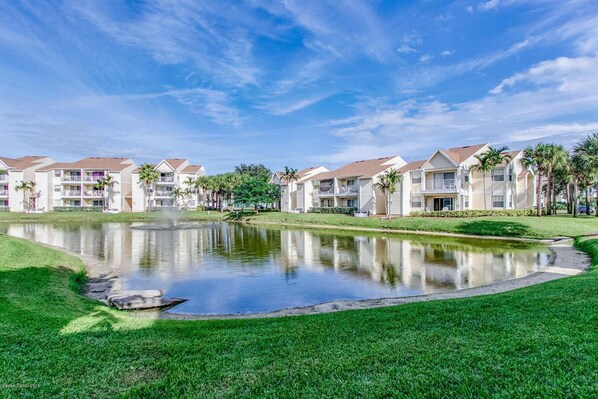 Exterior - Pondview Condo: 0.5mi to Beach! (Melbourne)