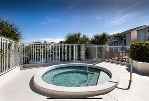 Bañera de hidromasaje exterior