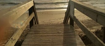 Beachside Pondview Retreat