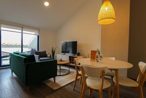 Interior - w* | Stunpedous 2BR w/ Perfect Balcony in Cusco (Cusco)