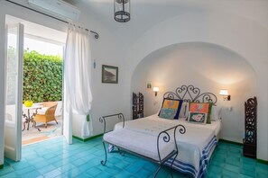 3 bedrooms, iron/ironing board, free WiFi