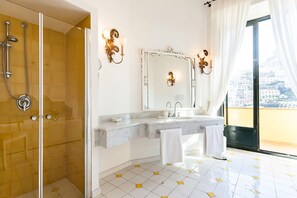 Shower, hair dryer, bidet - My Rental Homes - Casa Palazzo with wide panoramic terrace and sea view (Positano)