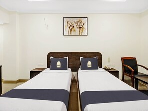 1 bedroom - Elite Stays at Champapet With Inhouse Cafe (Hyderabad)