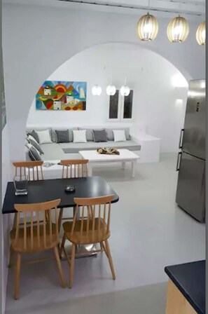 Interior - My Rental Homes - Villa Pirgi with swimming pool and panoramic sea views. (Paraga)