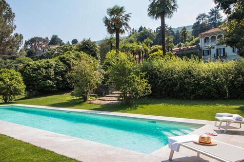 Villa in Baveno mit 8 Schlafzimmern 16 Schlafplätzen