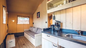 Tent | Living room