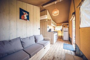 Tent | Living room - Modern Safari Tent in Voorthuizen (Voorthuizen)