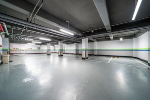 Free self-parking - SKYHOTEL (Yongin)