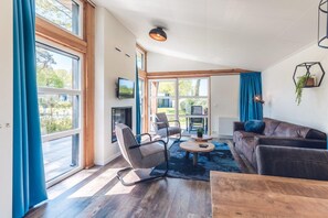 Bungalow | Wohnzimmer | Kamin