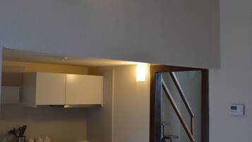 Fridge, stovetop, coffee/tea maker, cookware/dishes/utensils