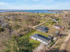 Exterior - Holiday home with pool and spa close to the Limfjord. (Roslev)
