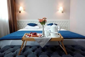 スタンダード ダブルまたはツインルーム バルコニー リバービュー | セーフティボックス (室内)、デスク、遮光カーテン、防音設備