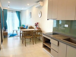 Luxury Apartment, Beach View, Beachside | Private kitchen | Coffee/tea maker, electric kettle - HoaNhi Apartment Vung Tau (Ho Chi Minh City)