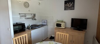 South-Facing Apartment with Terrace and Garage in Super Besse