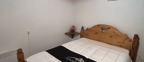 2 bedrooms