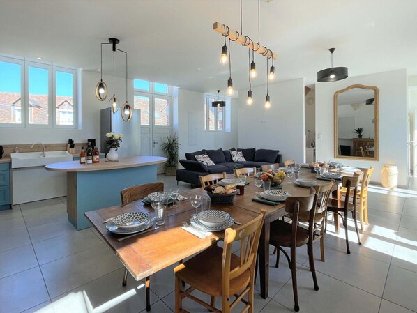 Dining - Spacious bright house in the heart of Perche, wheelchair accessible (Val-au-Perche)